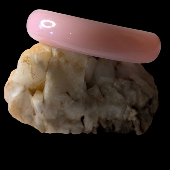 Lucite Bangle, Pink Lucite Bangle - Picture 3 of 4